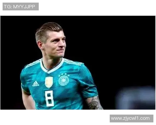 足球八号球衣的传奇象征有哪些球星穿过这一号码的背后故事